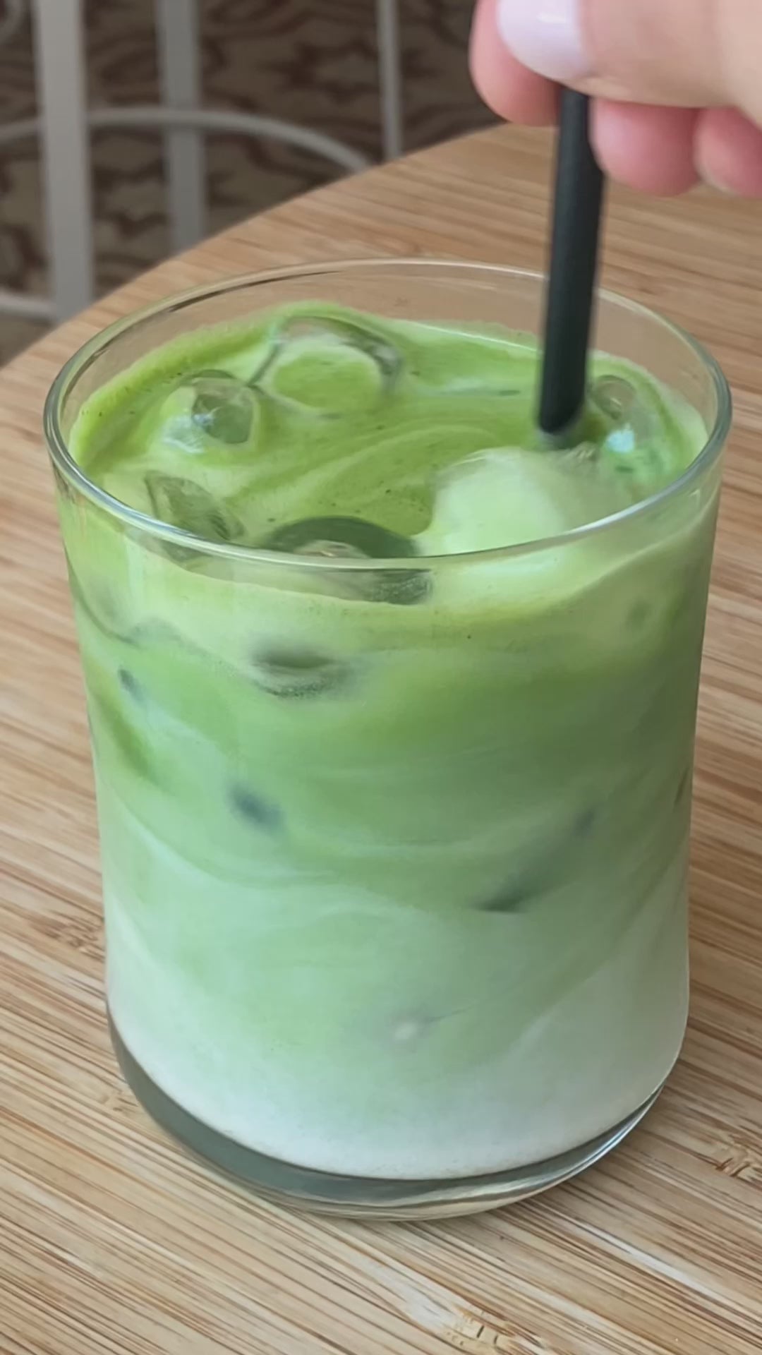 Ceremonial Matcha Hotea Portugal. Iced matcha latte made with ceremonial grade matcha. Creamy iced matcha latte prepared with premium ceremonial matcha